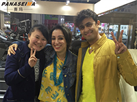 印度大牌明星夫婦齊出動(dòng)，只為選購(gòu)賽瑪豪華按摩椅